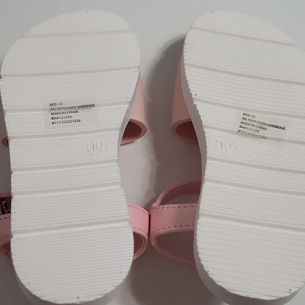NWOT Bebe Kids Light Pink Sandals